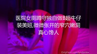 大奶少妇 脚好酸哪 上位骑乘 无套输出 骚逼被大鸡吧操漏了 插几下就要喷 给哥们洗淋浴喷了一身